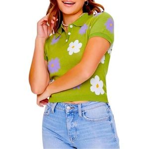 Floral sweater knit polo shirt SIZE MEDIUM / green with purple flowers NWT